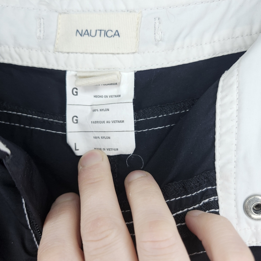 NAUTICA Black Board Shorts- Large - Picture 2 of 4